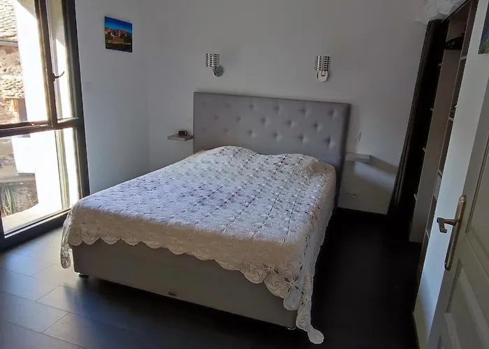 L'0livier Avec Piscine En Aveyron Hébergement de vacances *