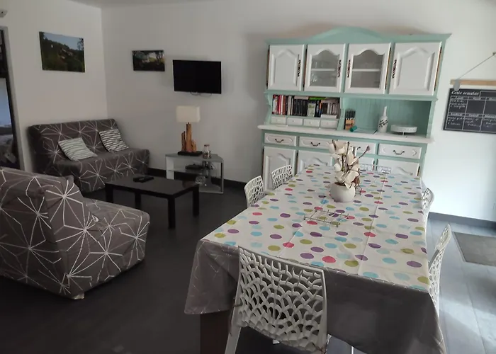 L'0livier Avec Piscine En Aveyron Saint-Just-sur-Viaur